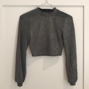 NWT BCBGeneration long sleeve crop top